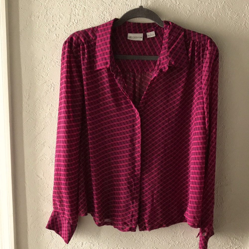 Sheer, light & feminine polyester blouse